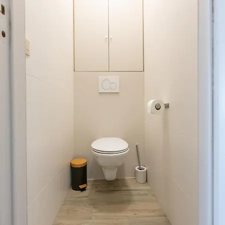 דירה Modern With Frontal Sea-view *